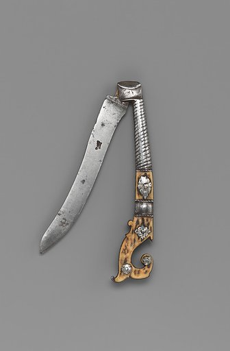 Folding table knife