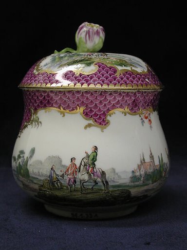 Sugar bowl