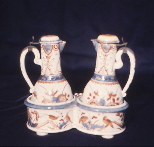 Cruet stand with bottles
