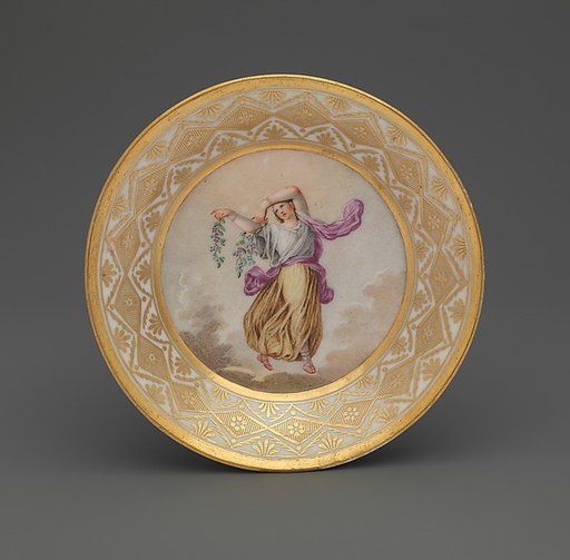 Saucer (part of a service)