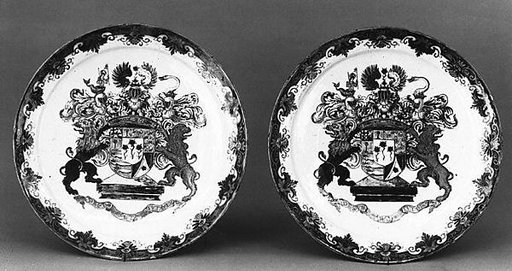 Pair of plates