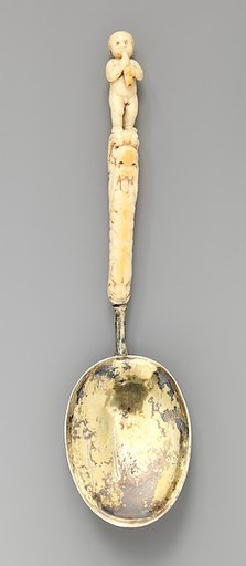 Spoon with handle carved with putto playing a pipe