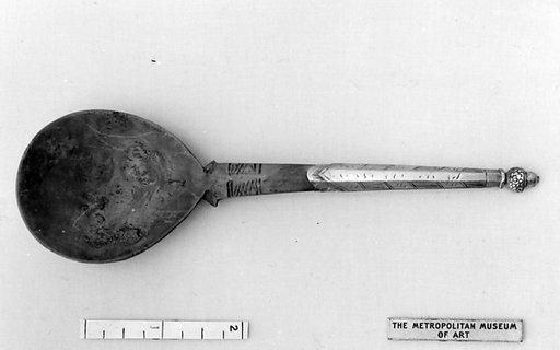 Acorn-top spoon