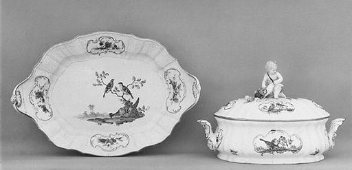 Tureen with cover and stand