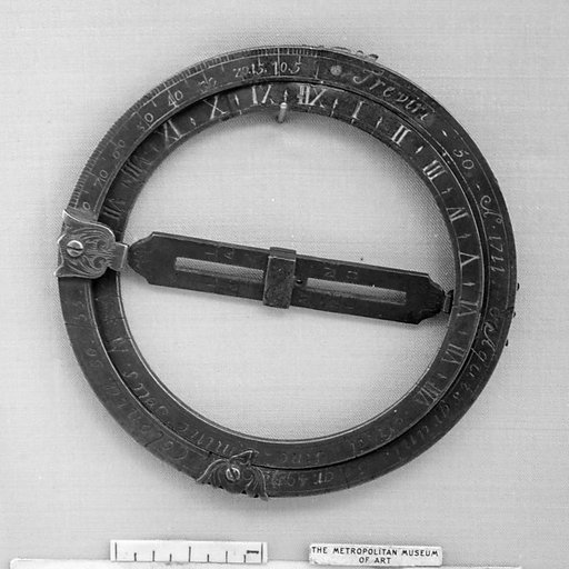Universal ring sundial