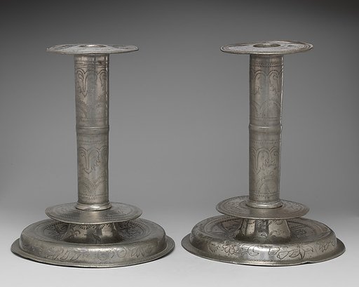 Pair of candlesticks
