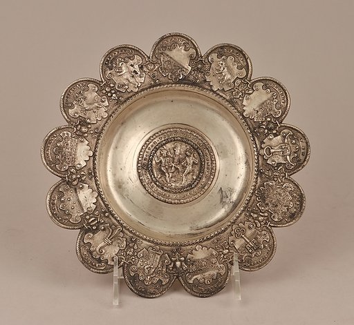 Plate