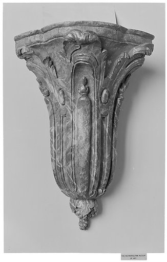 Corner console
