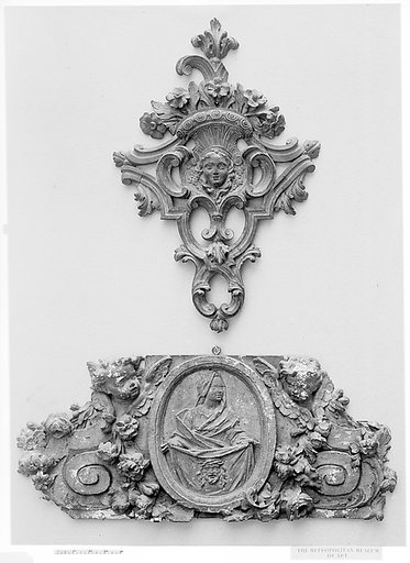 Frame fragment (Fronton)
