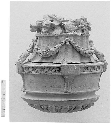 Vase detail