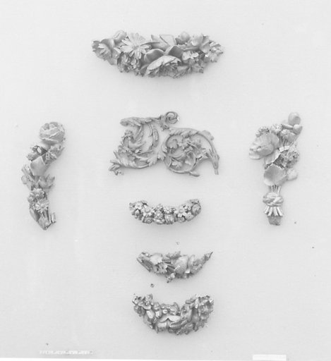 Wreath fragment