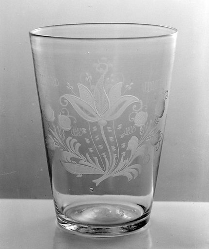 Flip or toddy glass