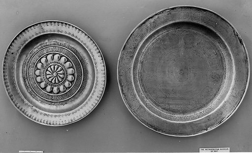 Plate