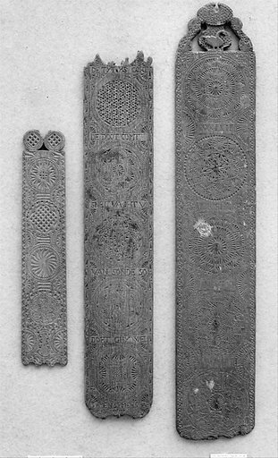 Mangle-board