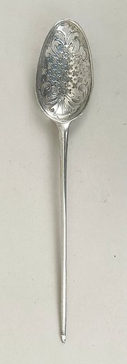 Strainer spoon