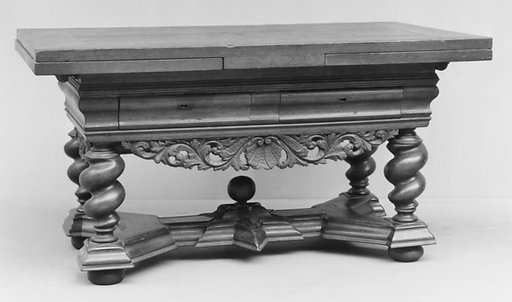 Draw-top table
