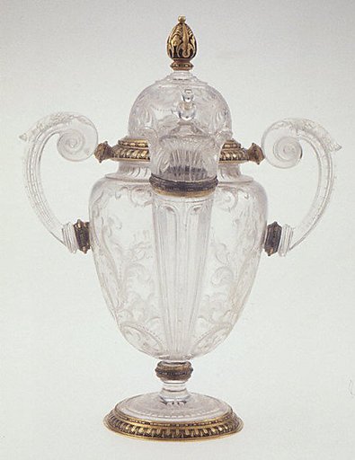 Double-spouted vase with cover