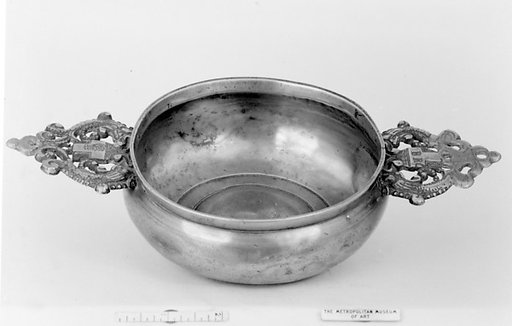 Porringer