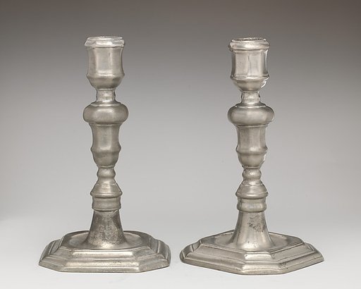 Pair of candlesticks