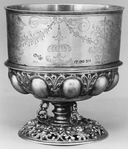 Cup