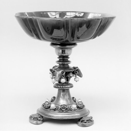 Cup