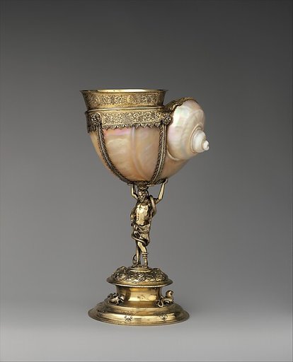 Standing cup