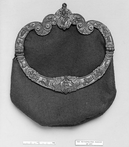 Purse frame
