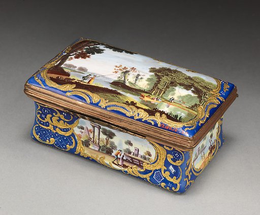 Snuffbox with park scene