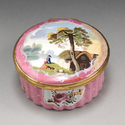 Snuffbox
