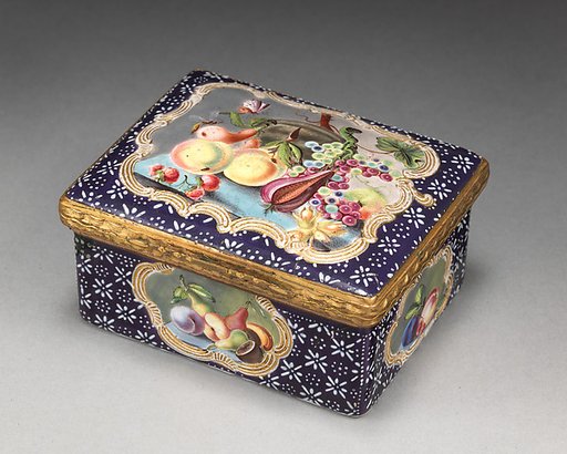 Snuffbox with still life