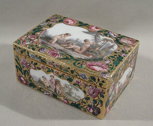 Snuffbox with scenes of children in pastoral settings