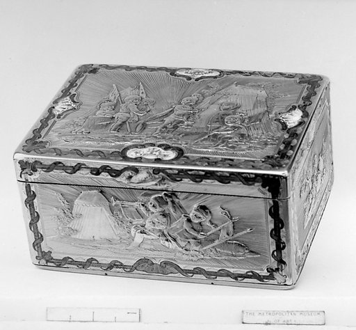 Snuffbox