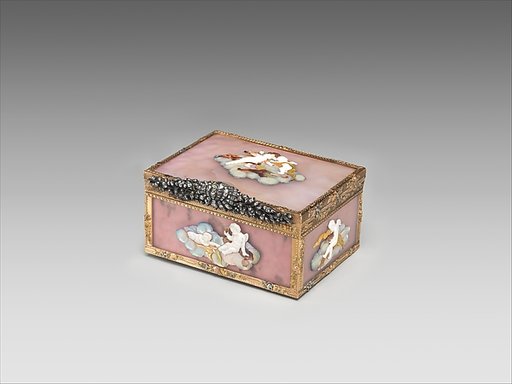 Snuffbox