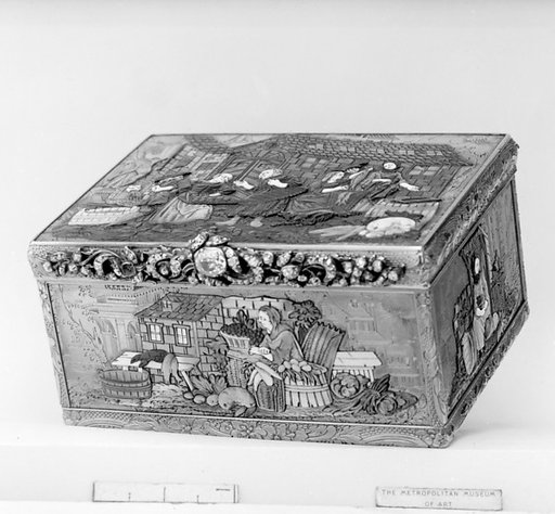 Snuffbox