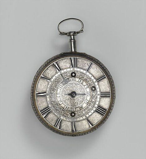 Traveling clock watch with alarm