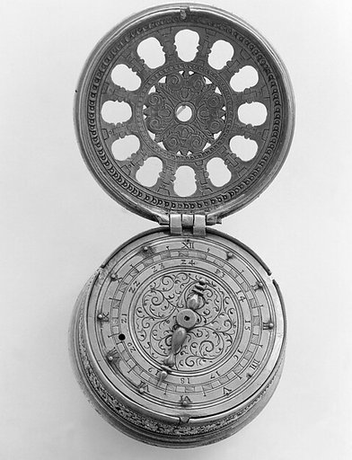Table clock-watch
