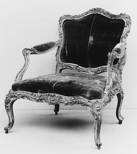 Armchair (fauteuil)