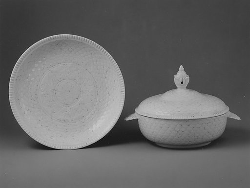 Bowl with cover and tray