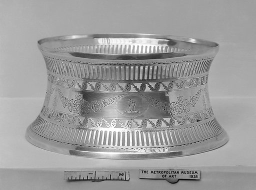 Dish ring