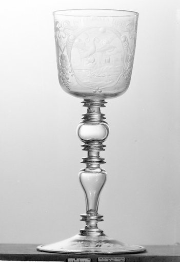 Standing cup (Pokal)