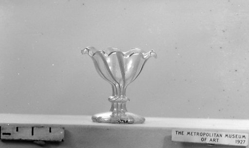 Miniature dish