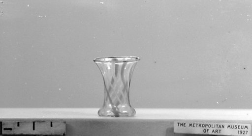 Miniature beaker