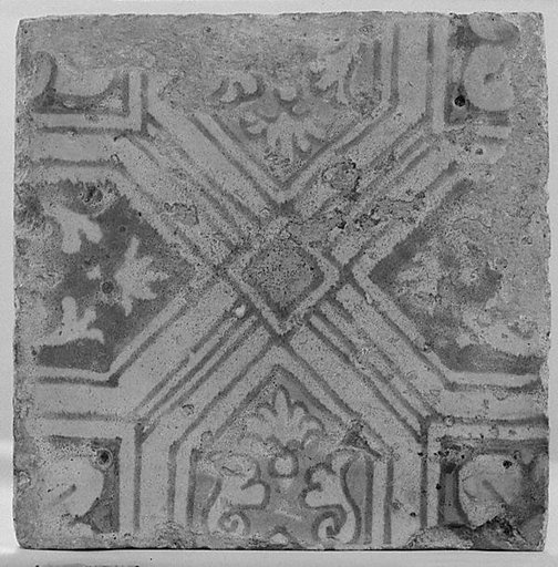 Floor tile