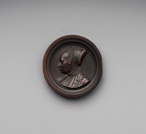 Bust of a woman