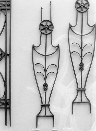 Baluster (one of pair)