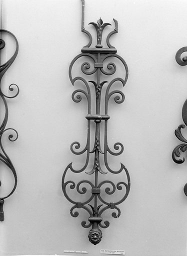 Baluster