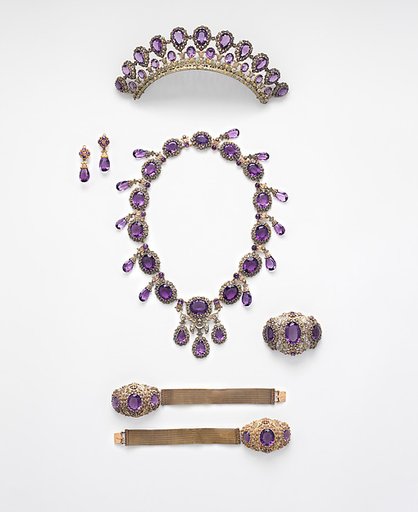 Bracelet (part of a set)