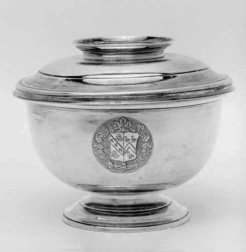 Bowl with cover