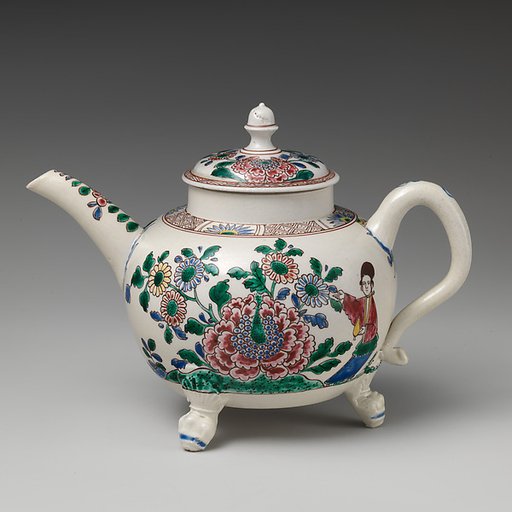 Footed teapot