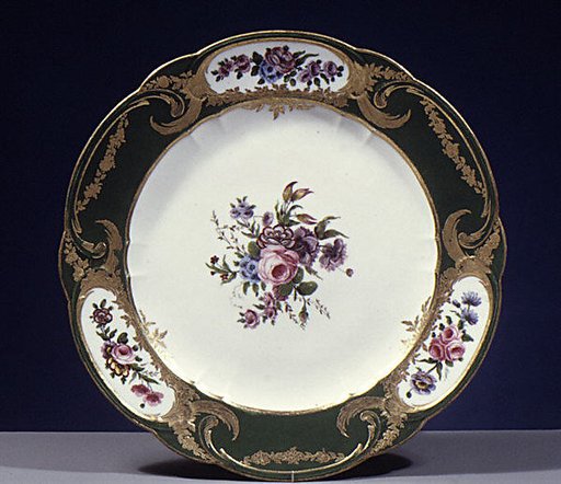 Plate (assiette à palmes) (1 of 102) (part of a service)